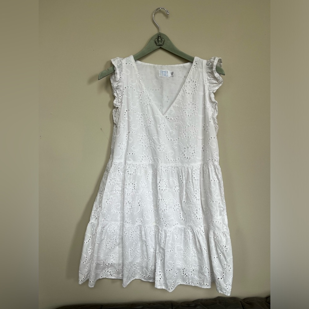 Time and Tru white eyelet lace dress